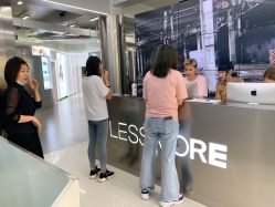 -LESSMORE科技头皮理容中心