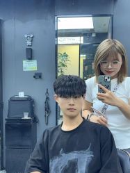 -藤野造型专业烫染接发