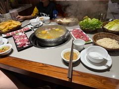 -四点金粥底火锅(沂州里店)