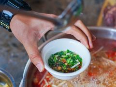 -黄利砖万峰林布依特色酸笋牛肉馆