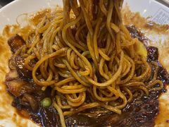 炸酱面-香港饭店0410(明洞店)