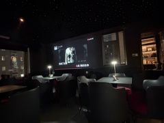 -Mx.cocktail bar