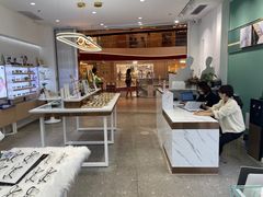 -无界眼镜MaxLess(南翔印象城店)