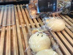 萌牛-聪妈的面包店(华侨新城店)