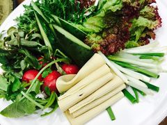 -赶海部落海鲜城(海阳路店)