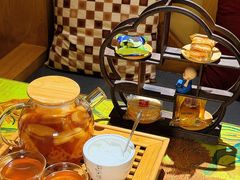 -月亮眼花园餐厅书吧酒吧