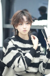 -U·NI SALON 造型