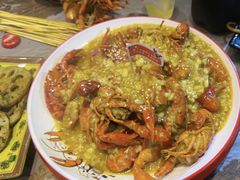-老街烧烤大排档·地道湖北菜·龙虾馆(汉口火车站店)