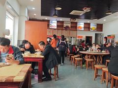 -香辉食馆(新兴路店)