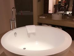 -三亚亚龙湾雅高美爵酒店