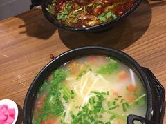 -苗乡米线(建军路店)