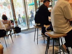-星巴克(上海长宁来福士1F店)