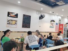 -老何家后安粉·糟粕醋海鲜火锅(三亚湾椰梦长廊店)