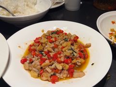 -凤凰湘语·平价海鲜餐厅(浦东旗舰店)
