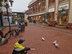 -王府井奥莱临潼小镇(临潼店)