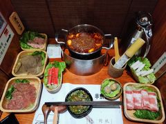 -独食火锅·半米屋台(直营总店)