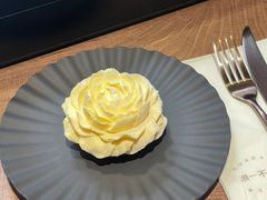 La&nbsp;Fleur&nbsp;花·漾-潮一不贰·法式甜品·生日蛋糕·西式简餐(外滩店)