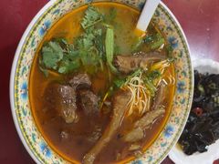 -金杨拉面王小吃面馆·牛三宝面·红烧牛肉粉