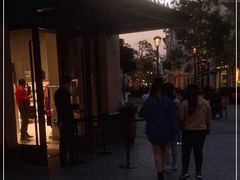 -BALENCIAGA(比斯特苏州购物村店)