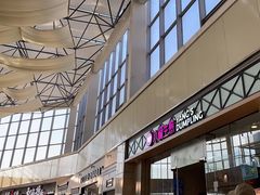 -小杨生煎(金山百联购物中心3楼店)