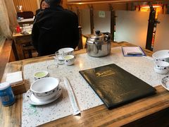 -兔行天下-鸿鹤鲜锅兔(中海国际店)