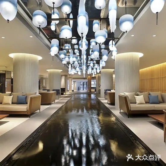 大隐于市静安暻阁酒店，环境清幽，人均¥150享酒店招牌日料