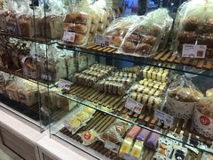 -PARIS BAGUETTE巴黎贝甜(周浦万达店)