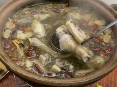 -威邵鸡煲(西华路总店)