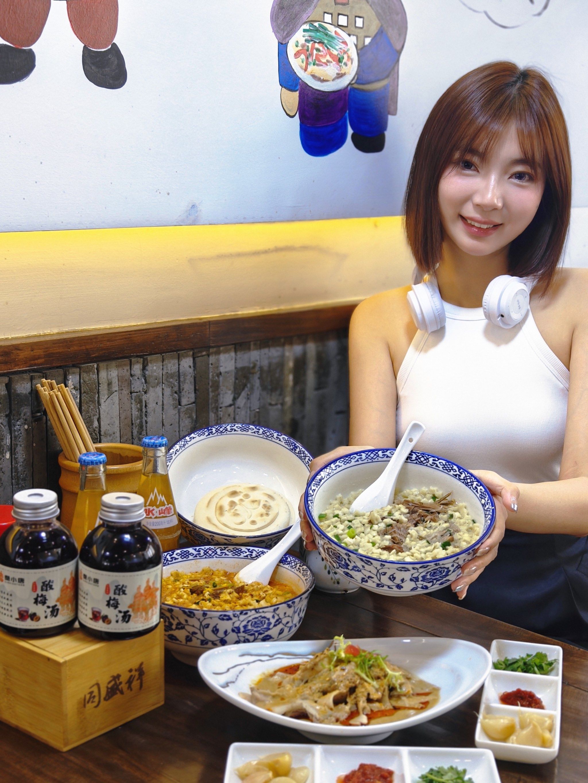 凉皮,泡馍,兵马俑‼️

不要被景区没有美食这个想法限制了