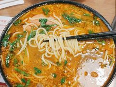 -肥汁米蘭香港米线(定西路店)