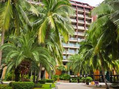 -三亚湾海居铂尔曼度假酒店