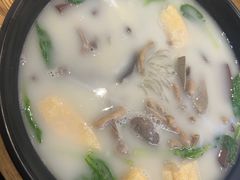 -鸭味先老鸭粉丝馆(瑞金路二号四号小区店)