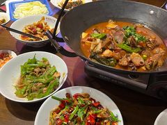 -富正毅三下锅(体育馆店)