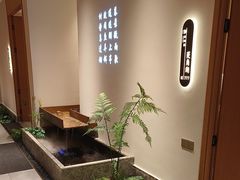 -双湖园·地标武汉菜(黄鹤楼解放路店)