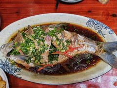 -芦茨金富饭庄·25年老字号·专做稻草鸡