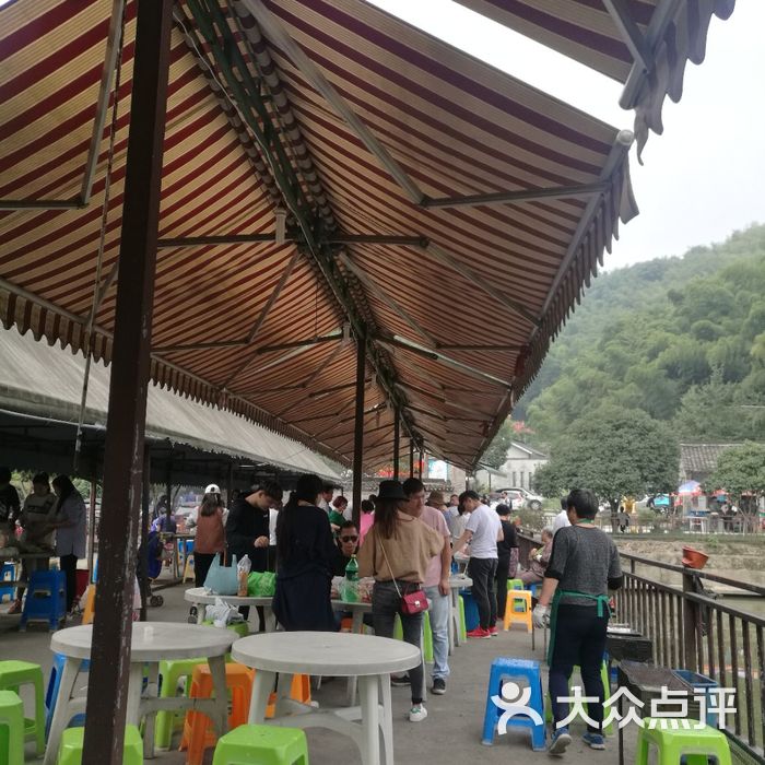 大清谷华园烧烤农庄