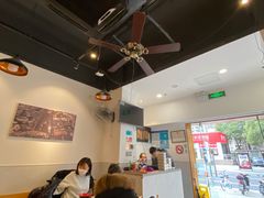 大堂-梦花街馄饨店(中华苑店)