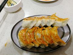 香煎鲜肉韭菜饺-芬芳甜品(同福路店)