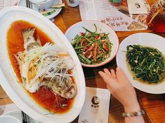 -黄泥岗·地道湖北菜(奥特莱斯店)