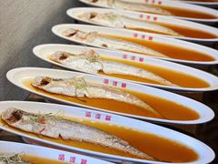 -唔哩赞·崇明私藏菜(建国西路店)