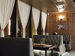 -卡普里披萨·牛扒·下午茶