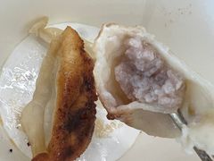 -黄阿姨锅贴大王(万航渡路店)