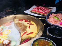 -渝利重庆火锅