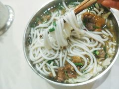 -花溪王记牛肉粉(四季花溪商场店)