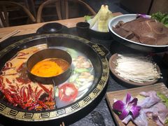 -味舵主重庆火锅(邓尉路店)