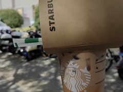 -星巴克臻选(莘庄仲盛店)