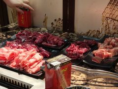-牛里牛气· 榴莲海鲜鲜牛肉自助火锅·烤肉(横岗店)