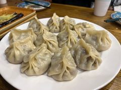 薄皮包子-乡村馕坑肉·烧烤·新疆菜·本地人更爱吃(阿勒泰首店)