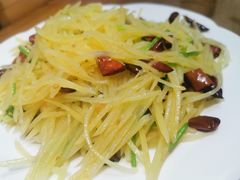 酸辣土豆丝-晚归月亮湾私家菜(临邑路店)