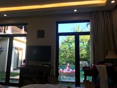 -三亚亚龙湾五号度假别墅酒店